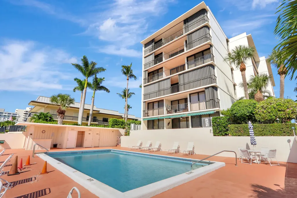 225 S Beach Road Tequesta FL 33469