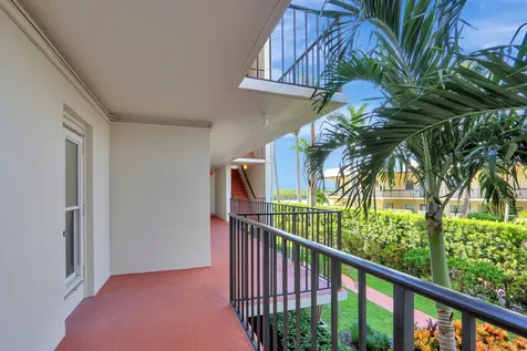 225 S Beach Road Tequesta FL 33469