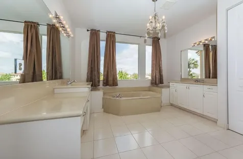 2065 Albany Terrace Vero Beach FL 32968