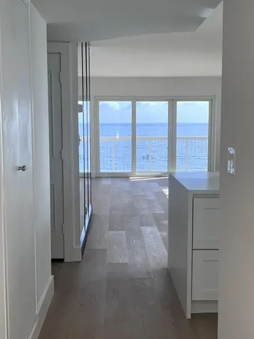 1069 Hillsboro Mile Hillsboro Beach FL 33062