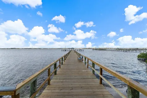 175 Se Saint Lucie Boulevard Stuart FL 34996