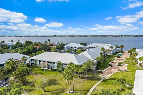 175 Se Saint Lucie Boulevard Stuart FL 34996