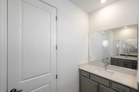 6858 Nw Kestrel Lane Port Saint Lucie FL 34987