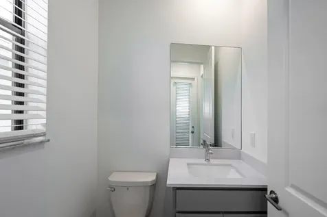 6858 Nw Kestrel Lane Port Saint Lucie FL 34987