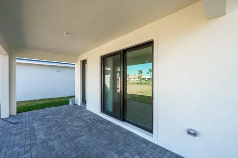 6858 Nw Kestrel Lane Port Saint Lucie FL 34987