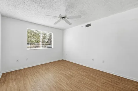 284 Village Boulevard Tequesta FL 33469