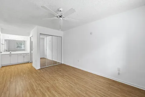 284 Village Boulevard Tequesta FL 33469