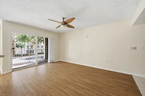 284 Village Boulevard Tequesta FL 33469