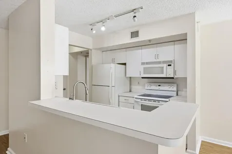 284 Village Boulevard Tequesta FL 33469