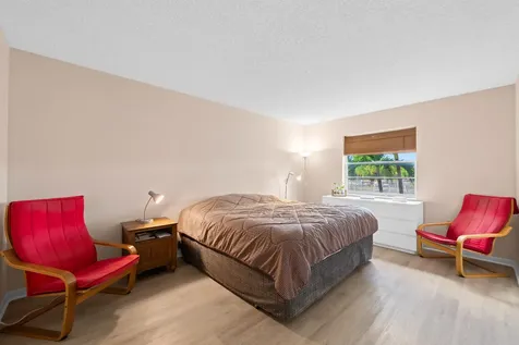 5180 E Sabal Palm Boulevard Tamarac FL 33319