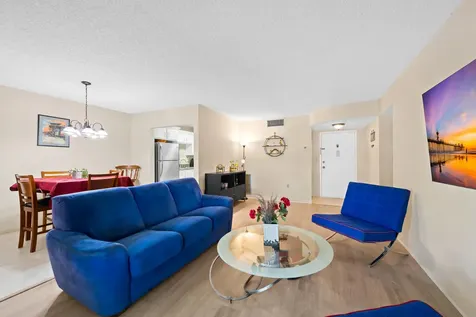 5180 E Sabal Palm Boulevard Tamarac FL 33319