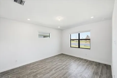 6890 Nw Kestrel Lane Port Saint Lucie FL 34987