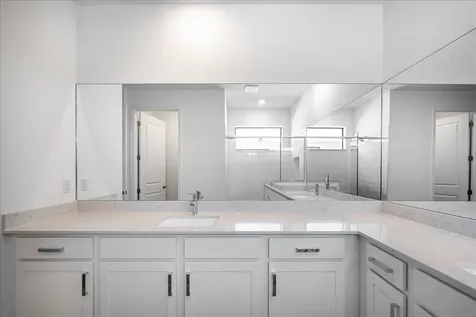 6890 Nw Kestrel Lane Port Saint Lucie FL 34987