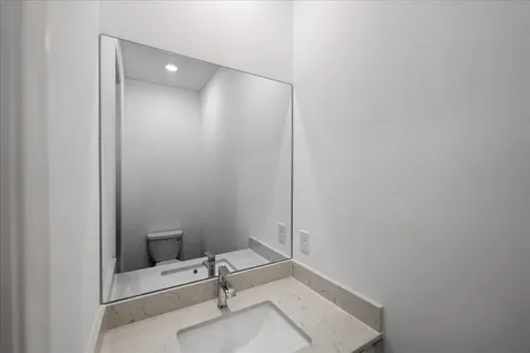6890 Nw Kestrel Lane Port Saint Lucie FL 34987