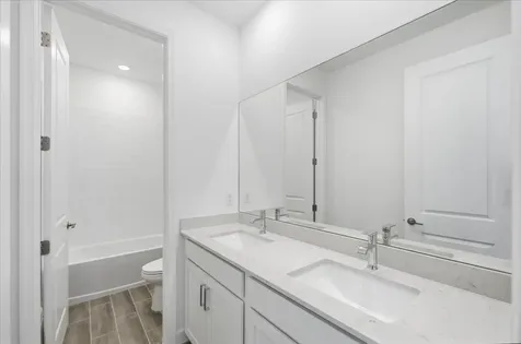 6890 Nw Kestrel Lane Port Saint Lucie FL 34987