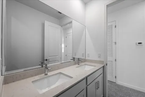 6890 Nw Kestrel Lane Port Saint Lucie FL 34987