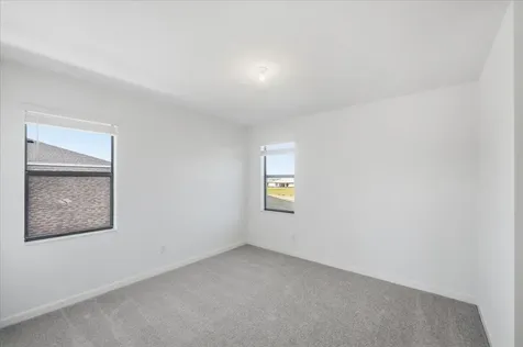 6890 Nw Kestrel Lane Port Saint Lucie FL 34987