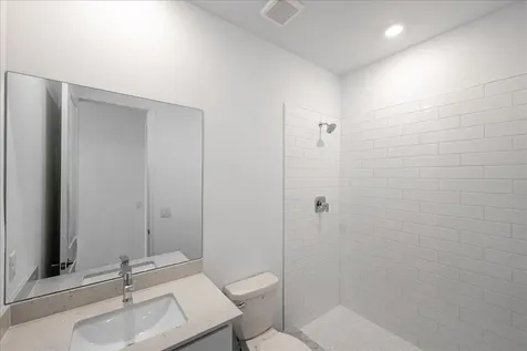 6890 Nw Kestrel Lane Port Saint Lucie FL 34987