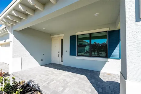 6890 Nw Kestrel Lane Port Saint Lucie FL 34987