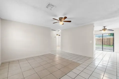 4907 Gulfstream Road Lake Worth FL 33460