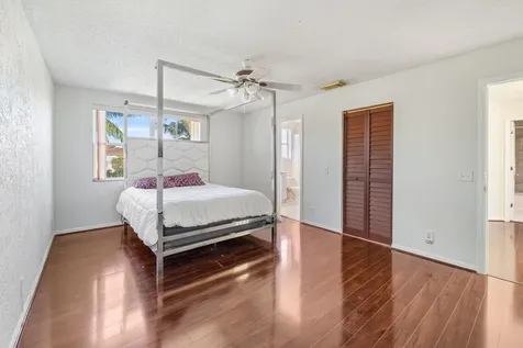 1895 Vista Way Margate FL 33063