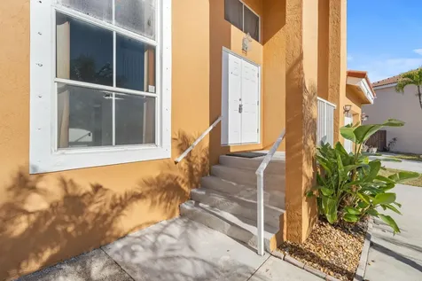 1895 Vista Way Margate FL 33063