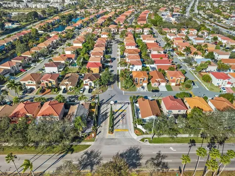 1895 Vista Way Margate FL 33063