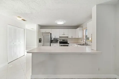 1895 Vista Way Margate FL 33063