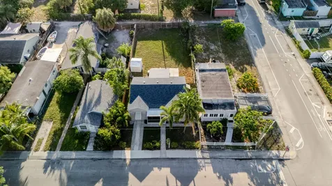 206 N E Street Lake Worth Beach FL 33460