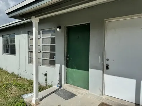 1015 Avenue I Riviera Beach FL 33404