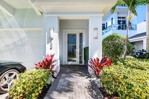 120 Water Club Court North Palm Beach FL 33408