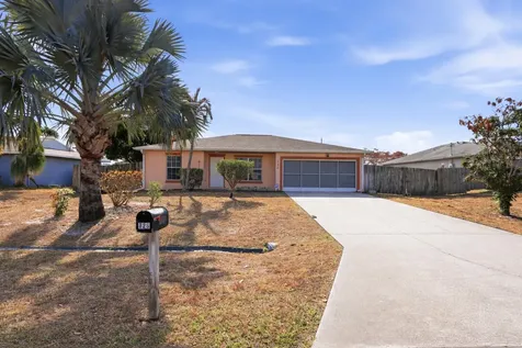 726 Sw Bond Road Port Saint Lucie FL 34953