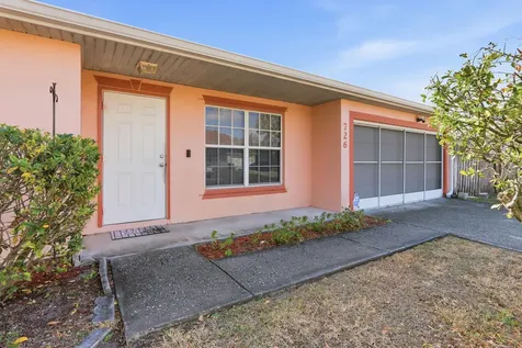 726 Sw Bond Road Port Saint Lucie FL 34953
