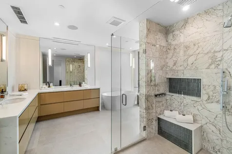 810 Palm Trail Delray Beach FL 33483