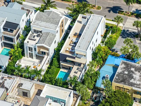 810 Palm Trail Delray Beach FL 33483