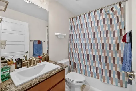 734 Nw Bayshore Boulevard Port Saint Lucie FL 34983