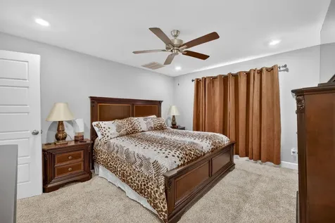 734 Nw Bayshore Boulevard Port Saint Lucie FL 34983