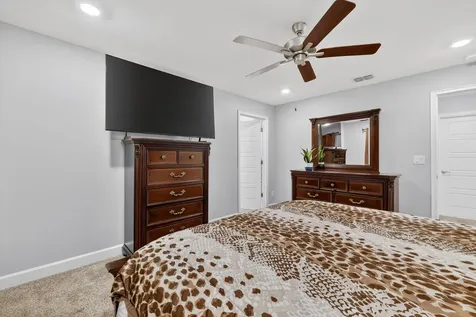 734 Nw Bayshore Boulevard Port Saint Lucie FL 34983