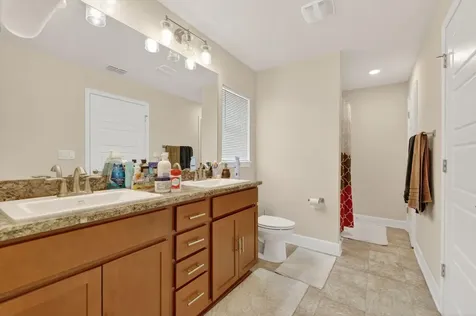 734 Nw Bayshore Boulevard Port Saint Lucie FL 34983
