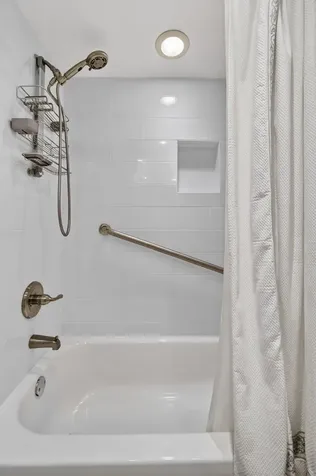 33 Colonial Club Drive Boynton Beach FL 33435