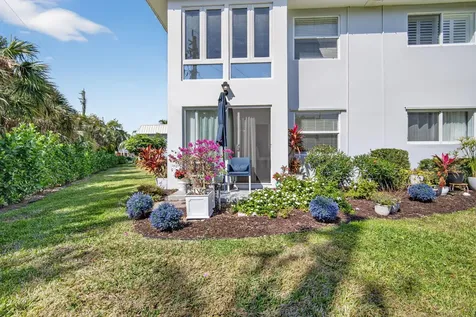 33 Colonial Club Drive Boynton Beach FL 33435