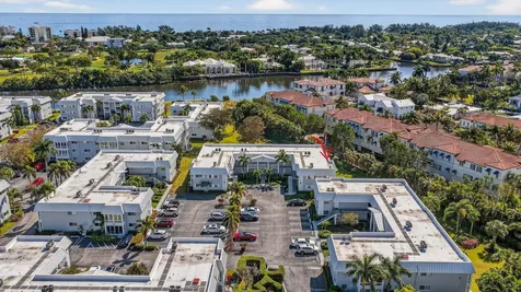 33 Colonial Club Drive Boynton Beach FL 33435