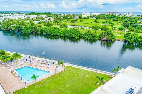 33 Colonial Club Drive Boynton Beach FL 33435