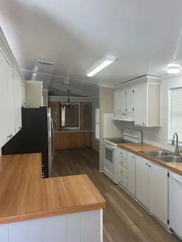 7445 SE Independence Avenue Hobe Sound FL 33455