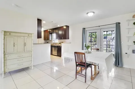 221 Nw 39th Court Deerfield Beach FL 33064