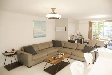 800 Scotia Drive Hypoluxo FL 33462