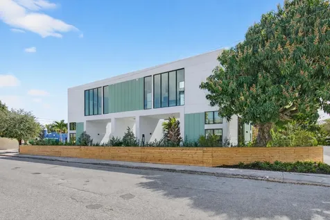 521 3rd Avenue Lake Worth Beach FL 33460