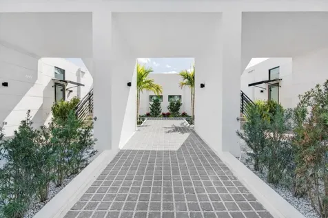 521 3rd Avenue Lake Worth Beach FL 33460