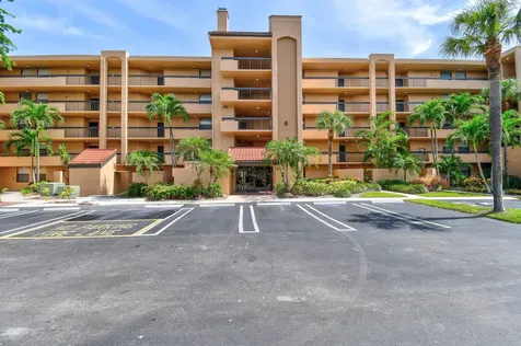 750 Egret 6109 Circle Delray Beach FL 33444