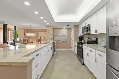 750 Egret 6109 Circle Delray Beach FL 33444